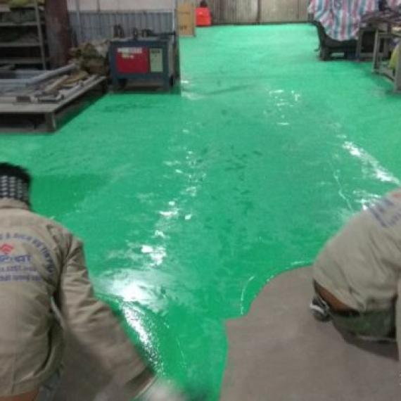 Nên lựa chọn đánh bóng hay sơn Epoxy trên nền bê tông?