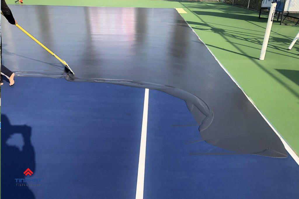 báo giá sơn phủ mặt sân tennis