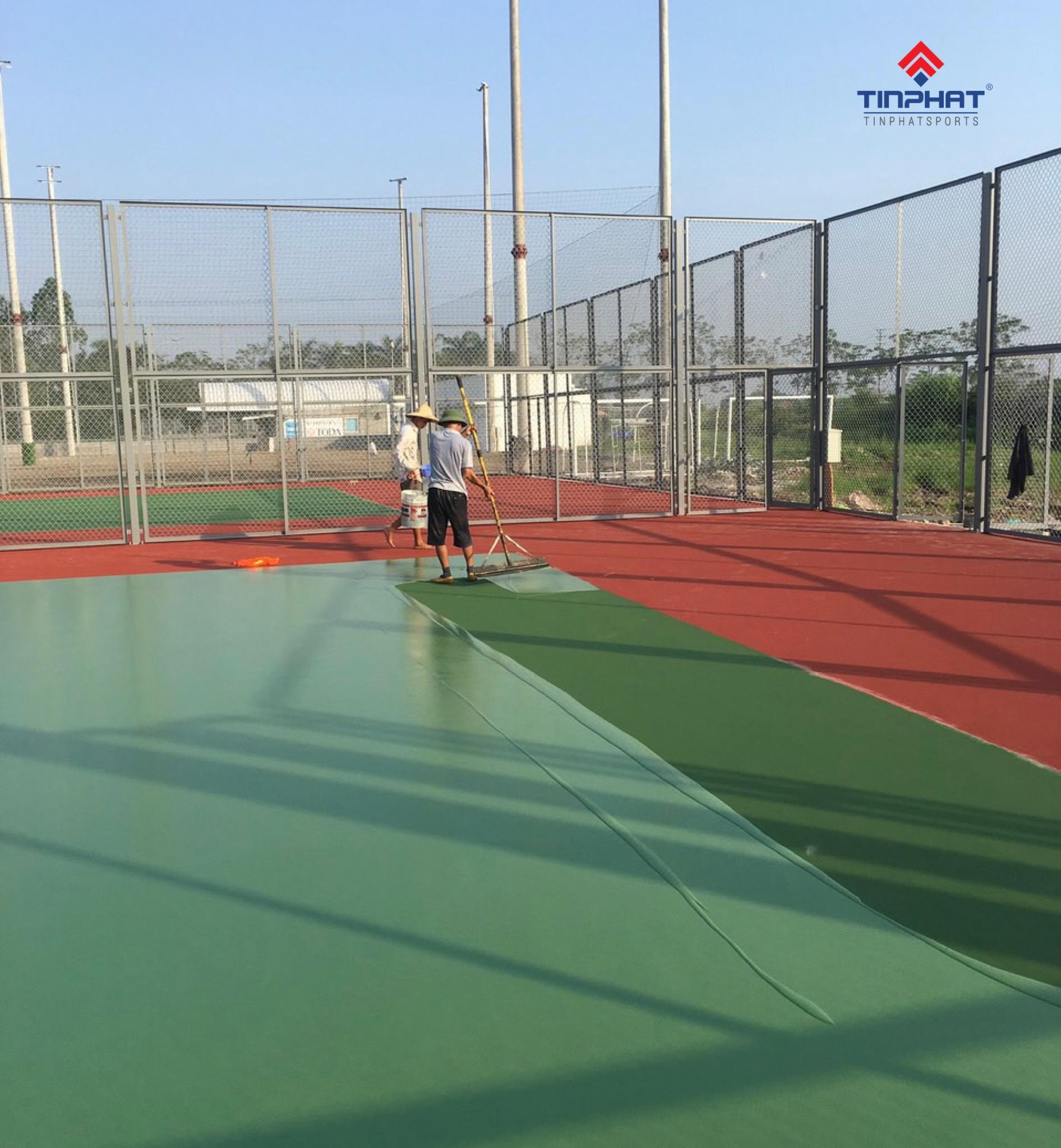 chi-phi-lam-san-tennis-la-bao-nhieu