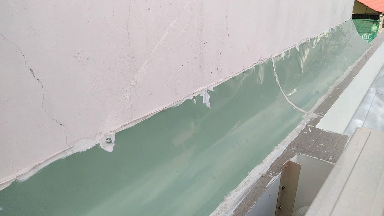 chống thấm mái tôn giáp tường