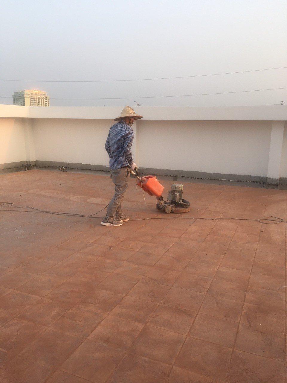 Cách chống thấm sân thượng đã lát gạch