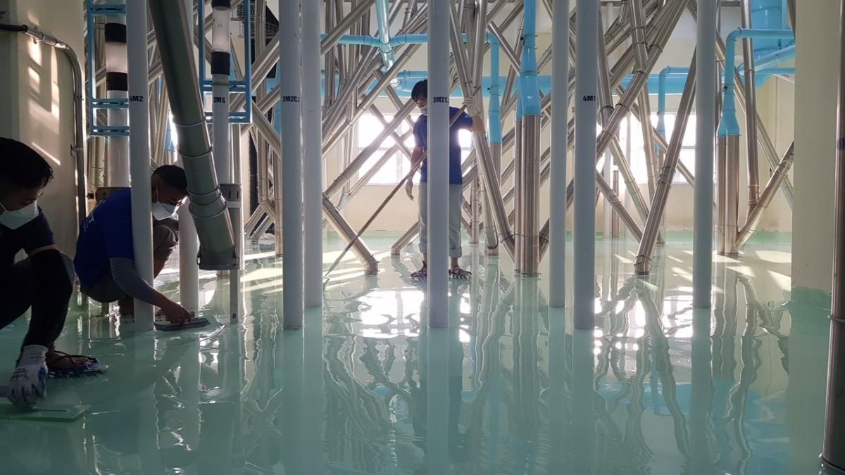 Thi công dễ dàng hơn với sơn Epoxy tự san