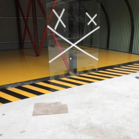 Thi công sơn epoxy kẻ vạch bãi đỗ xe trọn gói chuyên nghiệp