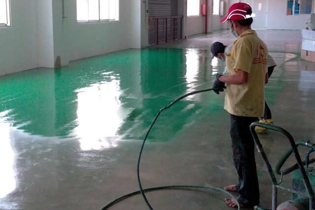 máy phun sơn Epoxy