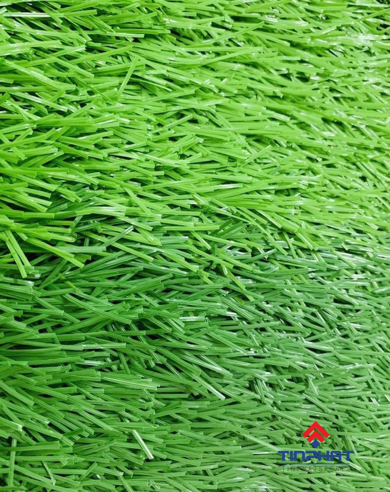 chi phí làm sân cỏ nhân tạo là bao nhiêu