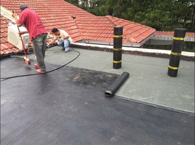 Lý do nên dùng sơn chống thấm sàn mái