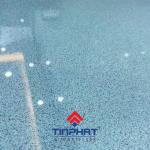 Thi công sơn epoxy cát màu cho sàn nhà vệ sinh
