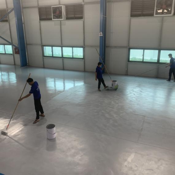 Hướng dẫn thi công sơn epoxy tự san phẳng chi tiết nhất