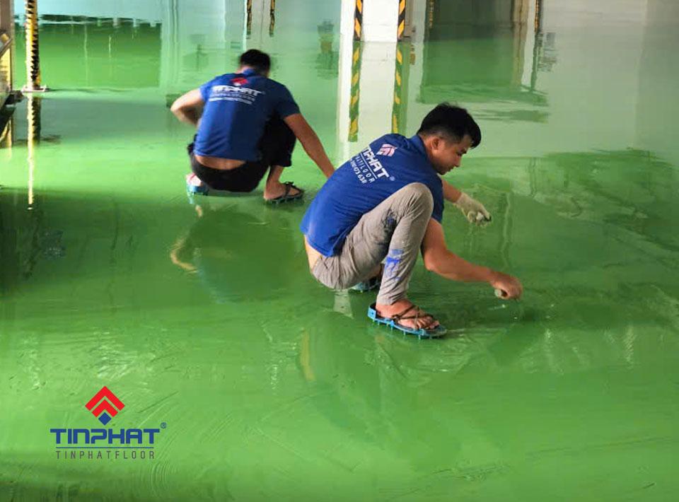 thi công sơn epoxy tự san phẳng