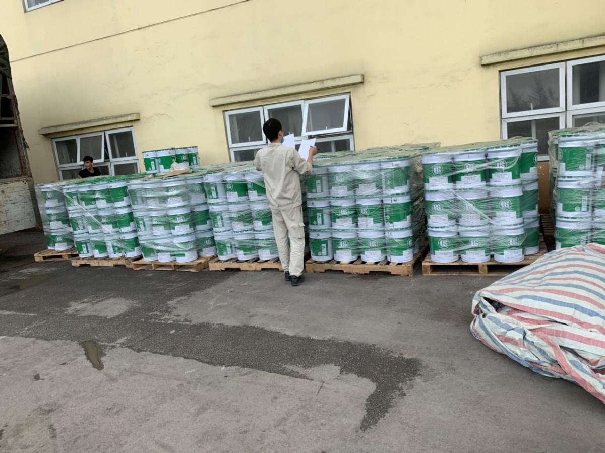 Kho sơn của đơn vị thi công Sơn Epoxy Tín Phát