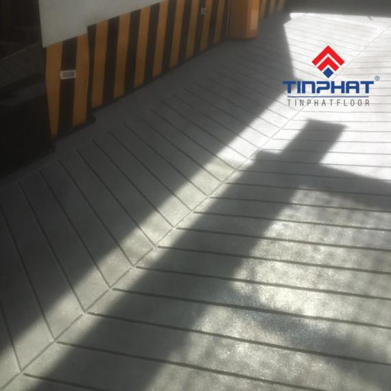 Sơn Epoxy chống trượt là gì? Ưu và nhược điểm của loại sơn này